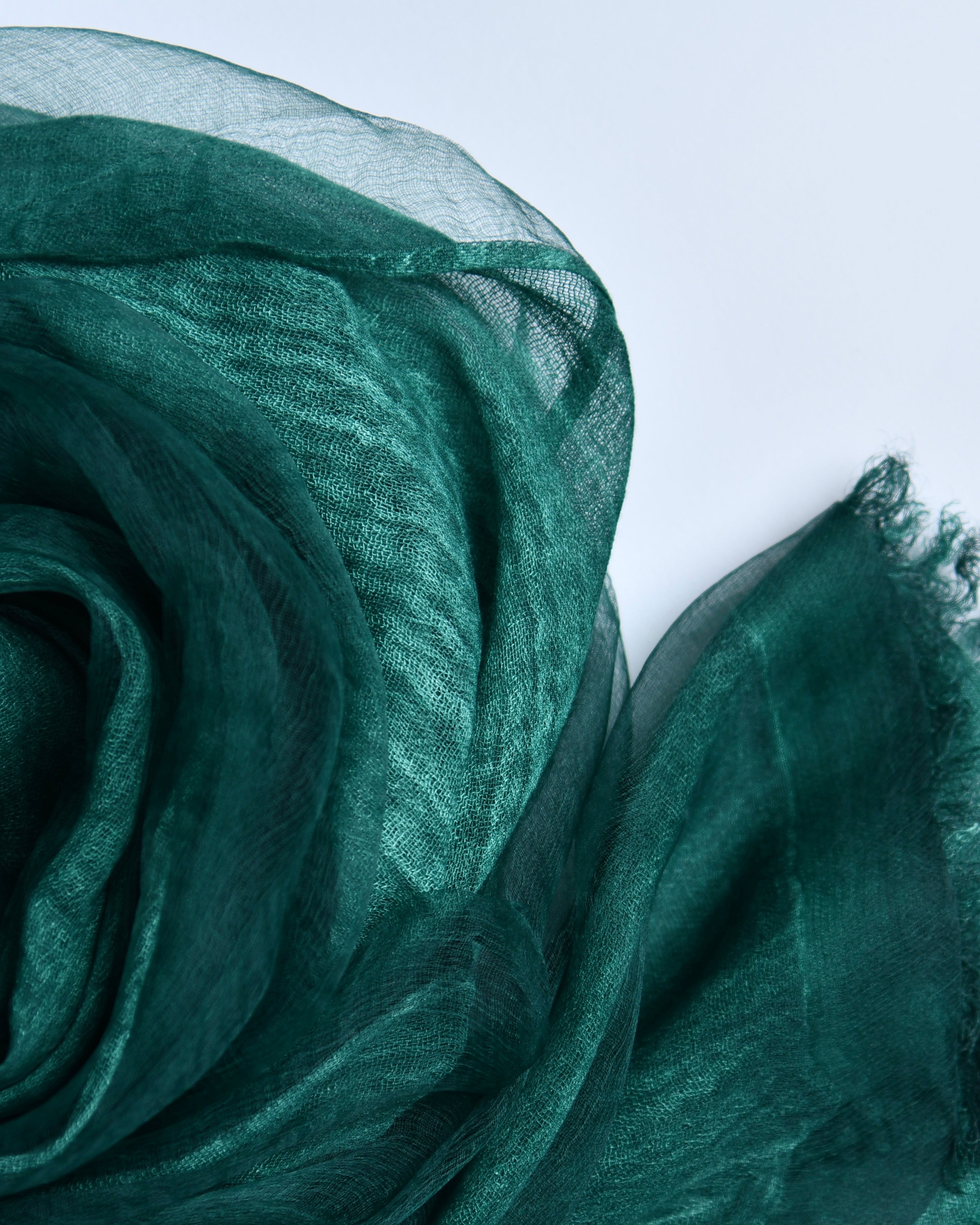 The OrganzaXCotton Double-Layered Scarf in Emerald Green - image 2