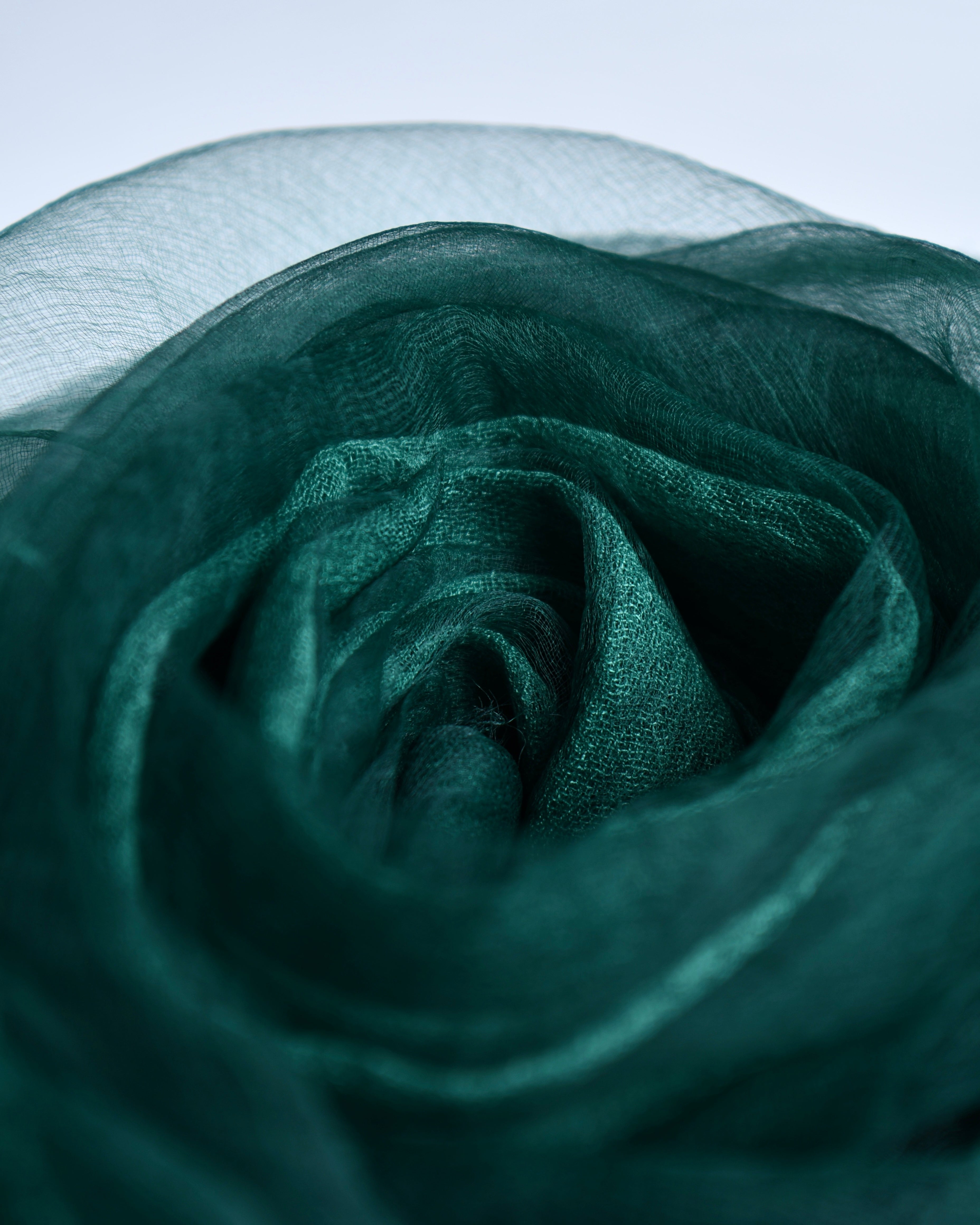 The OrganzaXCotton Double-Layered Scarf in Emerald Green - image 4