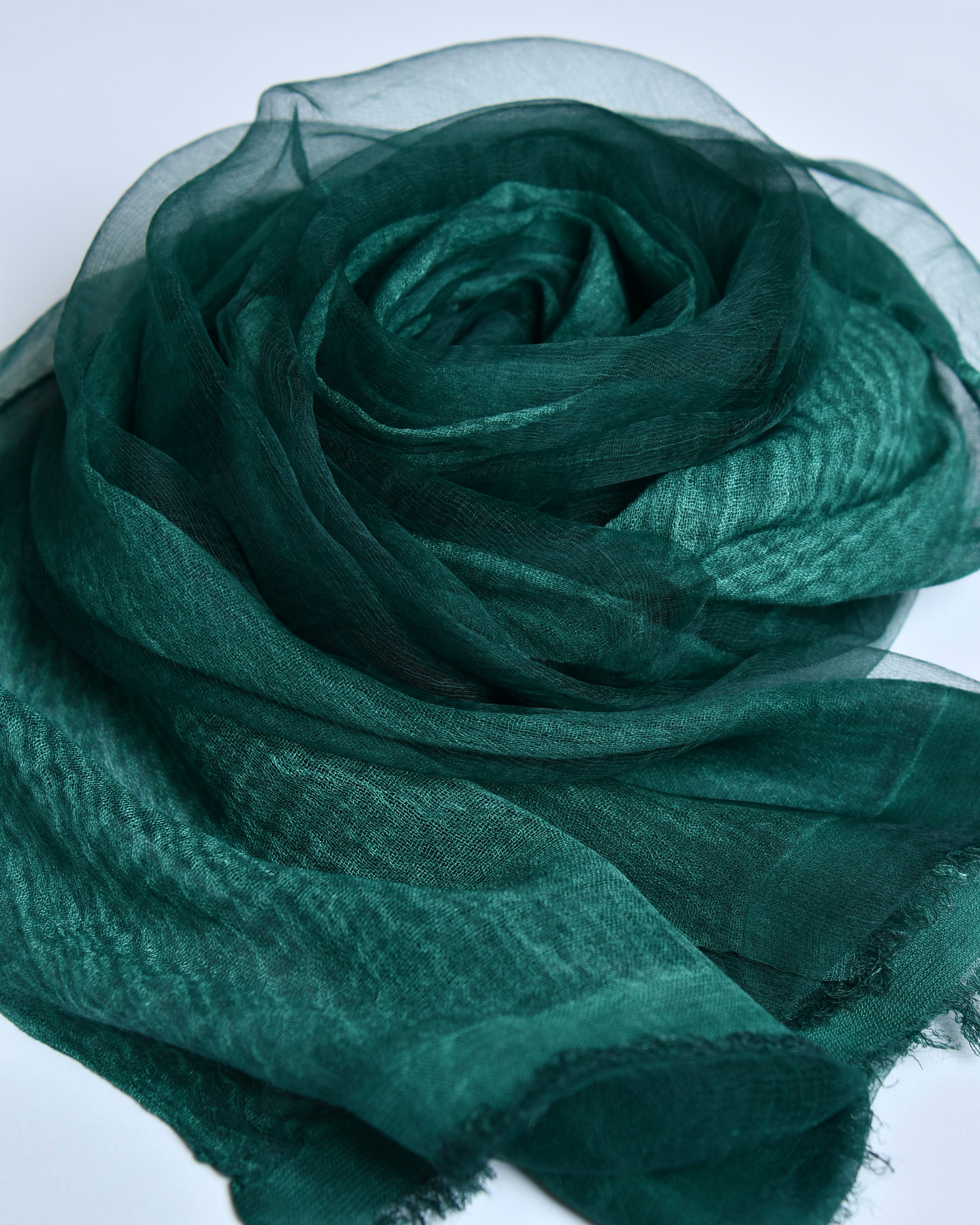The OrganzaXCotton Double-Layered Scarf in Emerald Green - image 3