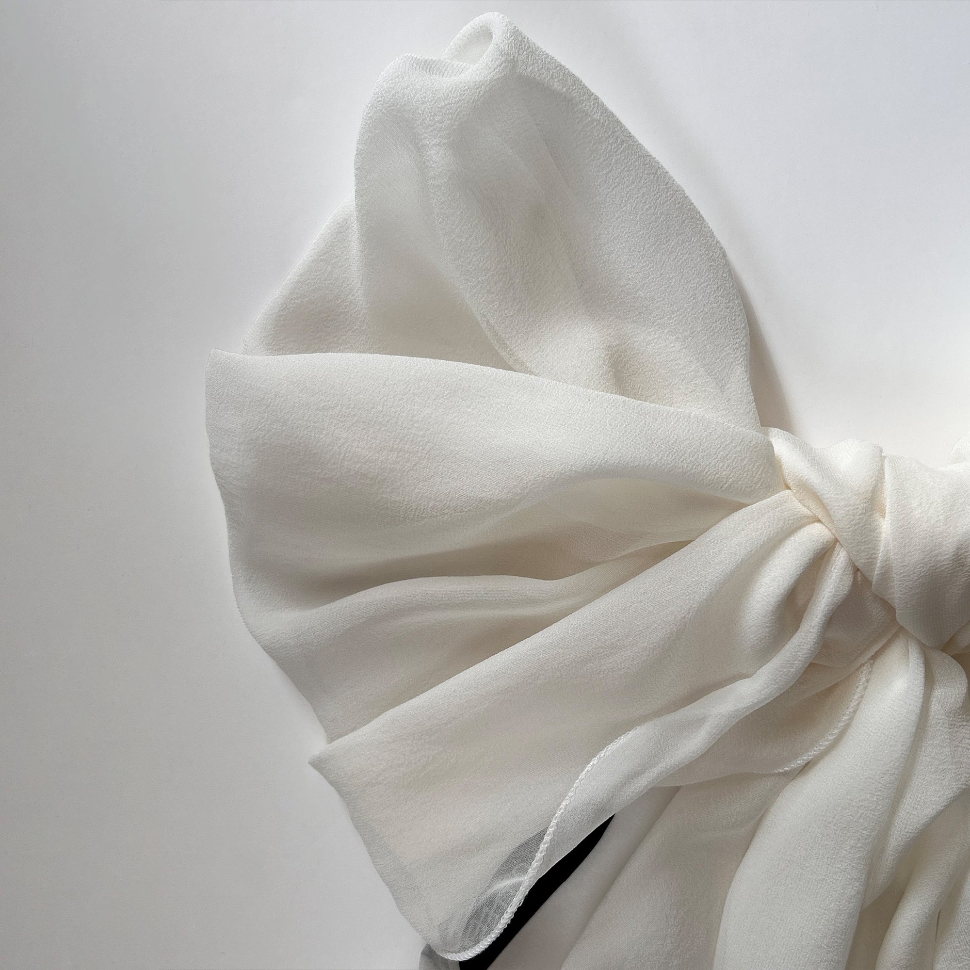 The Single-Layered Silk Chiffon Scarf – Off-White - image 3