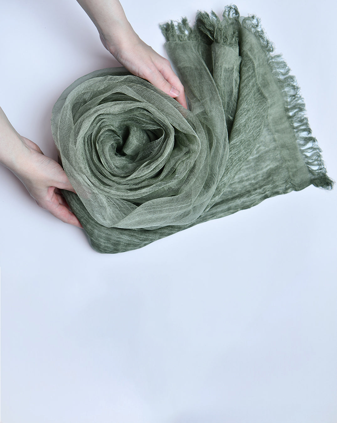 The OrganzaXCotton Double-Layered Scarf in Khaki Green - image 3