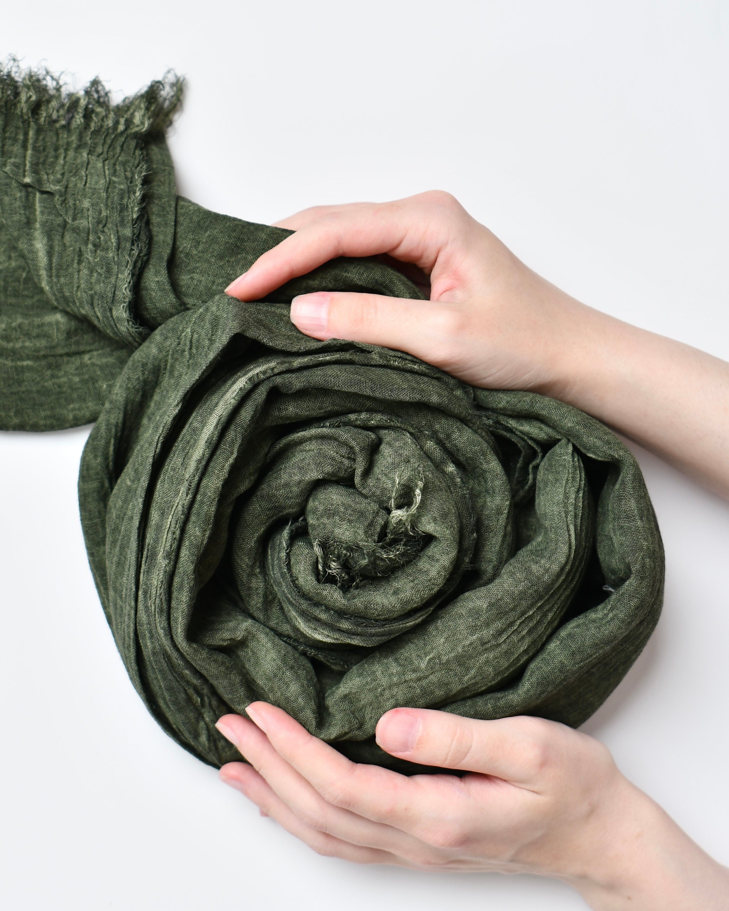 The Cotton Scarf in army green - image 1