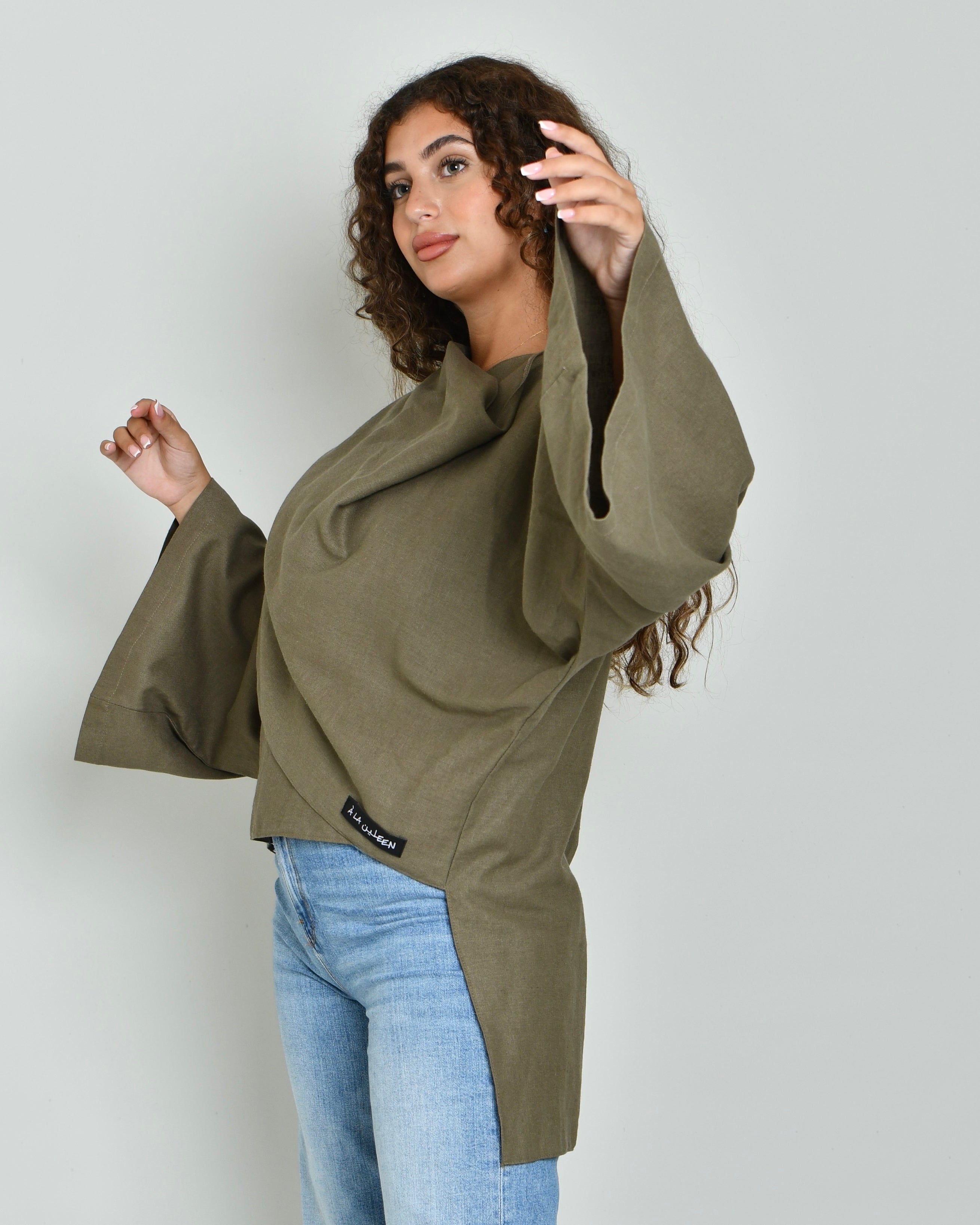 The Linen Scarf Top in khaki - image 3