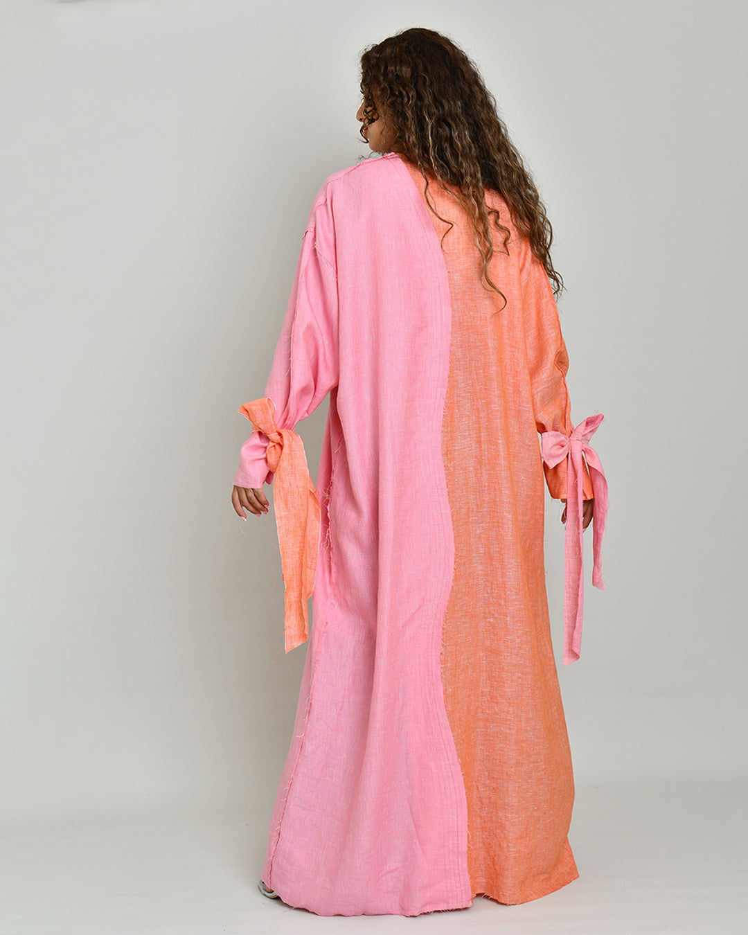 The Two-Toned Wavy Abaya – Limited Edition - image 6