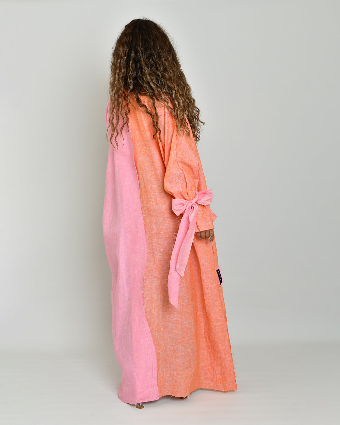 The Two-Toned Wavy Abaya – Limited Edition - image 8