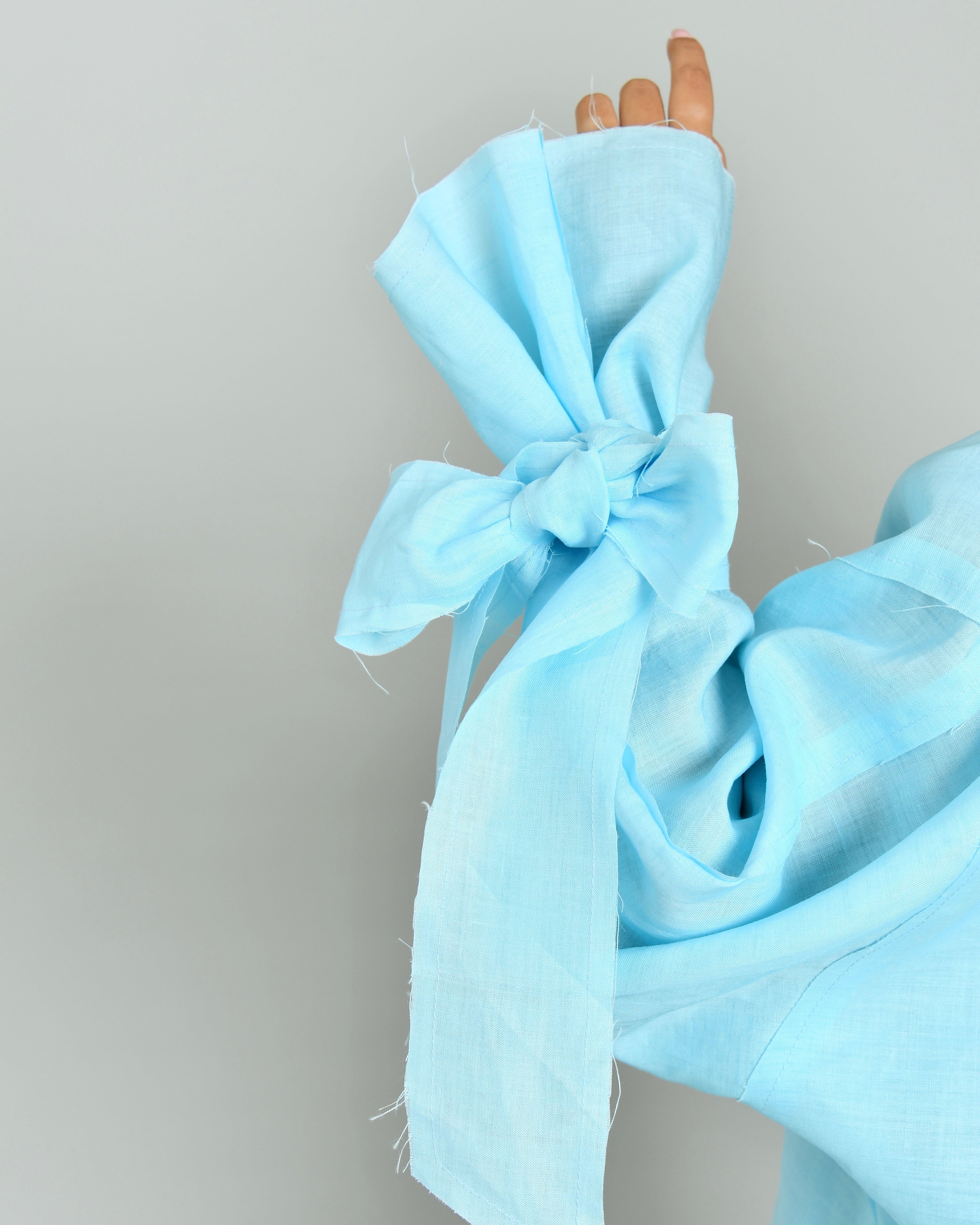 The Wavy Abaya - image 3